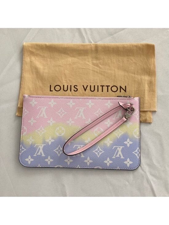 Louis Vuitton Handbags - nwot Louis Vuitton Limited Edition Escale Neverfull MM Pochette